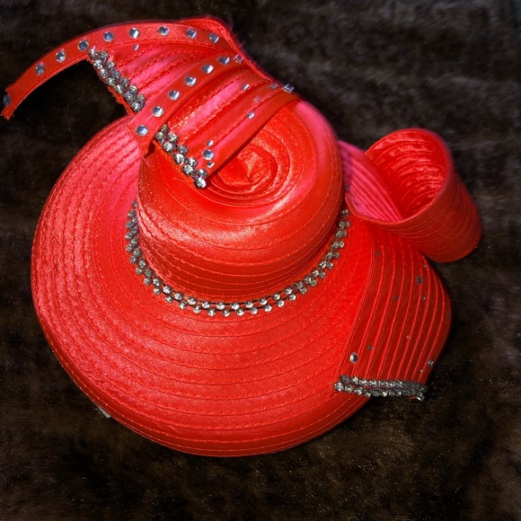 Designer Pill Box Hat - Picture 2 of 3